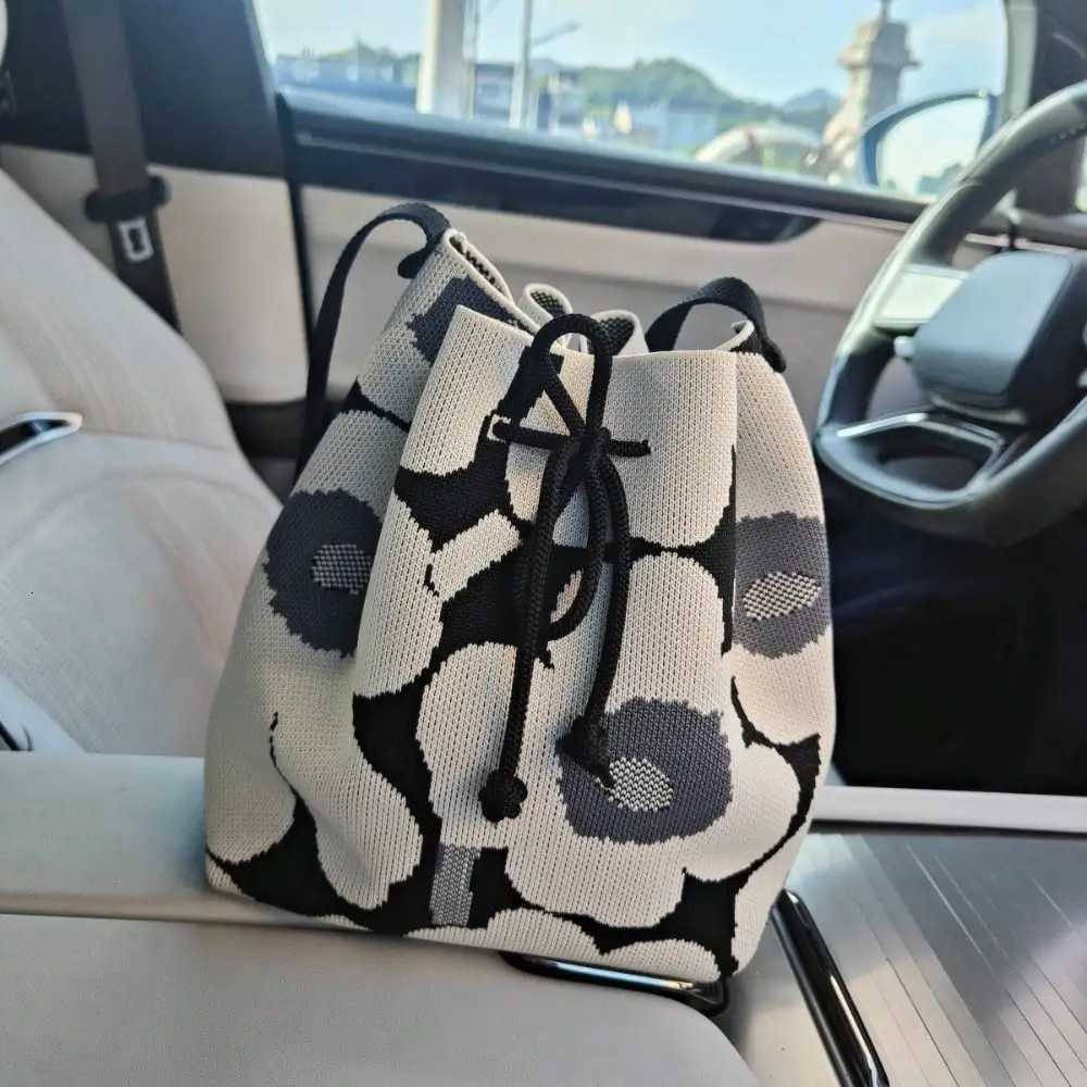 Womens Fashionable Flower Pattern Bucket Bag Casual Elegant Shoulder Bag Simple Drawstring Closure HandbagT251206