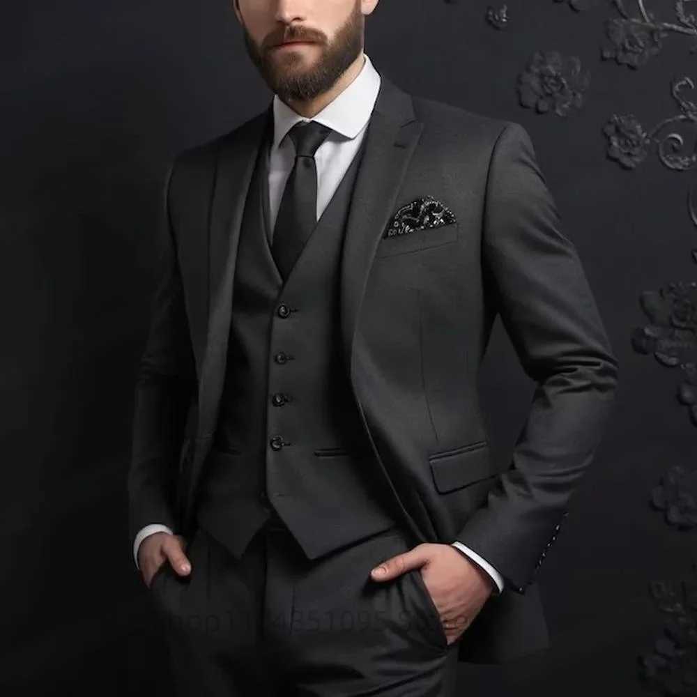 Classic Slim Fit Wedding Tuxedos 3 Piece Set for Groomsmen And Male Bridegroom Formal Business Suit with Jacket Vest Pants M260313