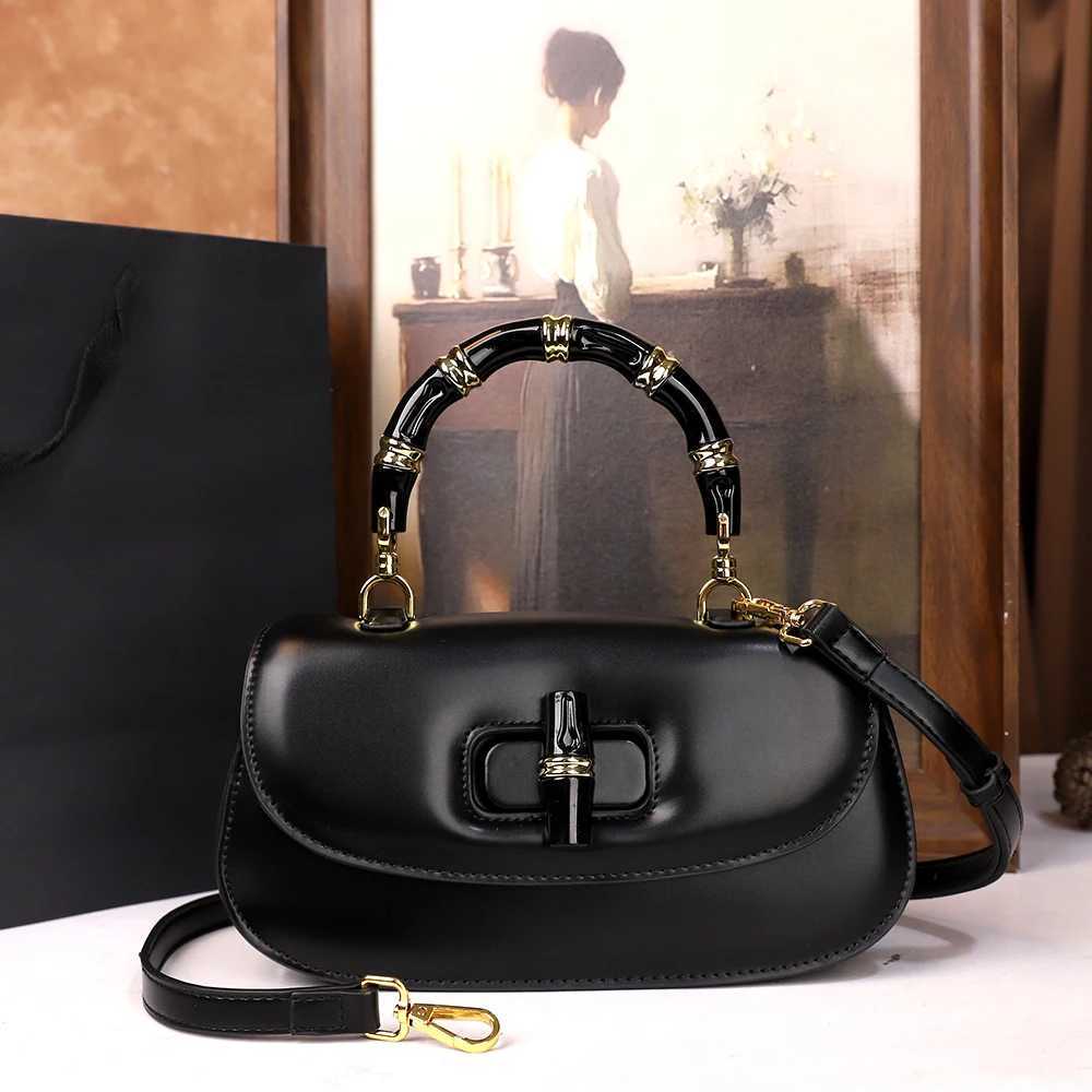 The 2025 new bamboo joint hand-held saddle bag is a versatile and high-end small single-shoulder crossbody bag for womenT251206