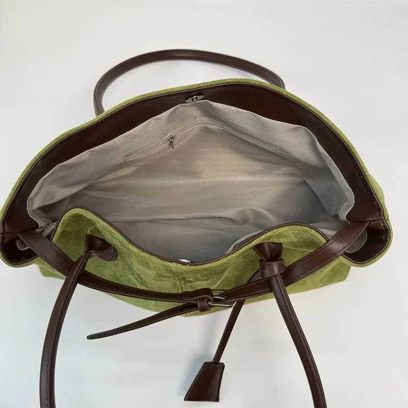 Womens PU Leather Shoulder Bag 2025 Winter New Fashion Retro Underarm Bag Luxury Brand Designer Handbags and Purses Tote BagsT251205