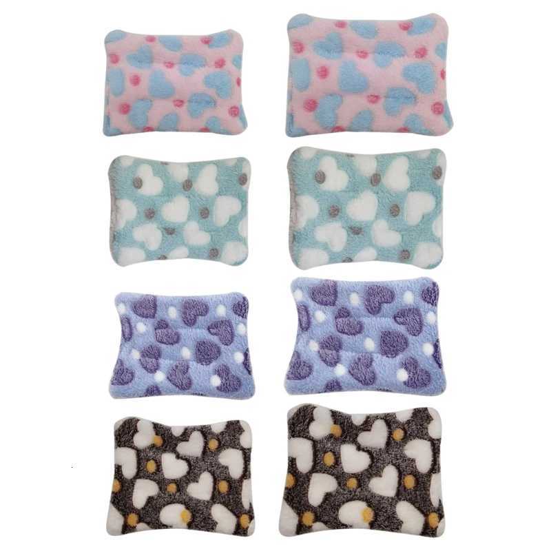 Small Animal Cage Mat Fleece Nest Hamster Bed Pad Guinea Pigs Winter Warm House Hammock Mat Sleeping Bed for Hedgehog Rat M251206