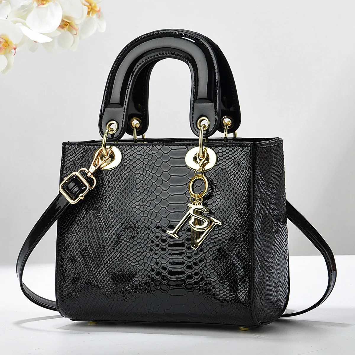 2024 High Quality Luxury Brand Designer PU Leather Shoulder Bag Women Hand Bags Crocodile Purses Ladies Messenger Handbag TotesT251205