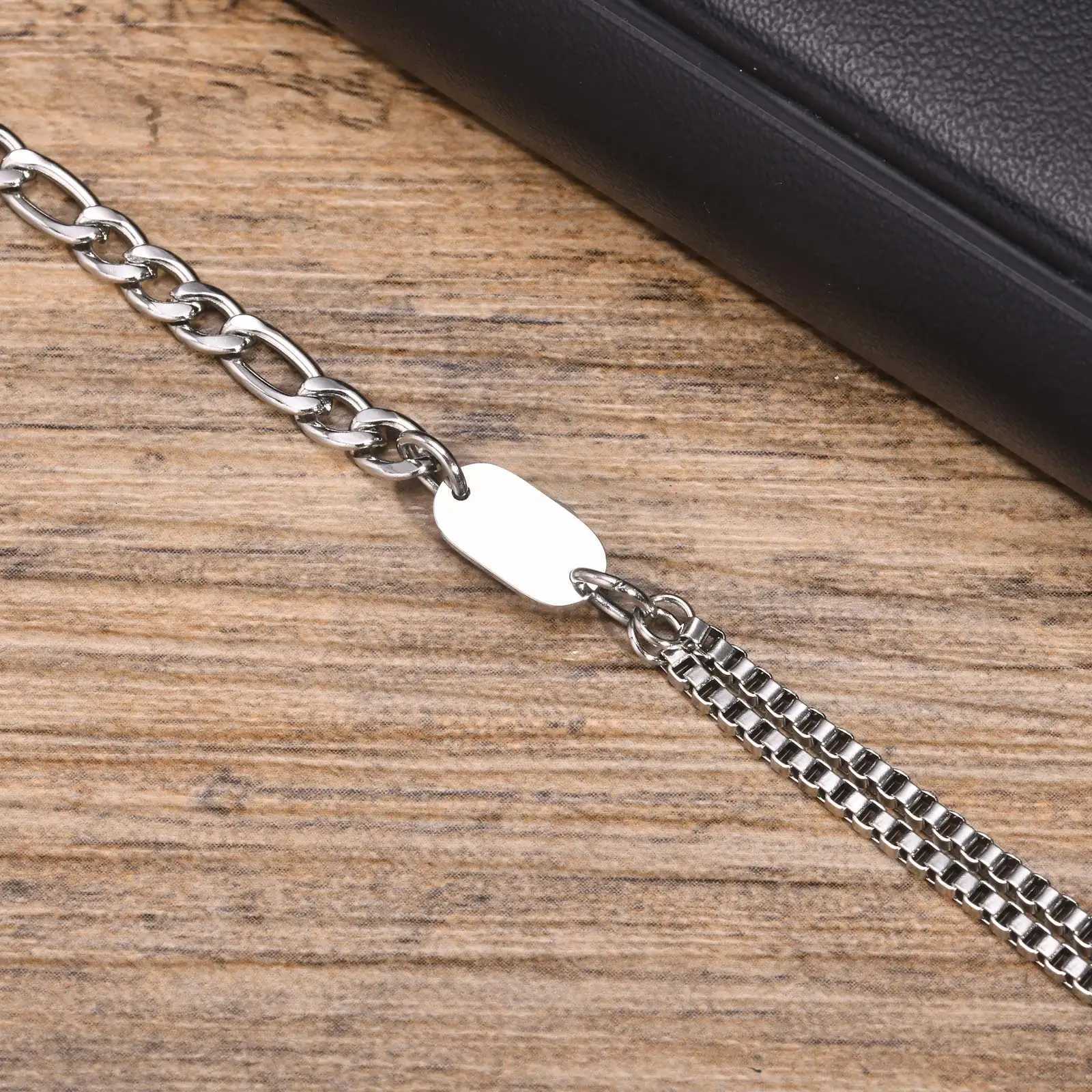 Vnox A-Z Initial Bracelets for Men Women Never Fade Figaro Chain Double Layered Box Link Chain Bracelets Name Gift for Him W251206