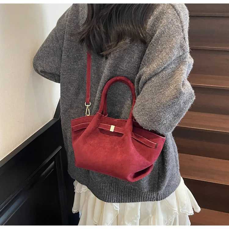 Matte Leather Suede Tote Handbags for Women Large Capacity Retro Shoulder Bag Fall Winter Belt Design Female Crossbody BagsT251205