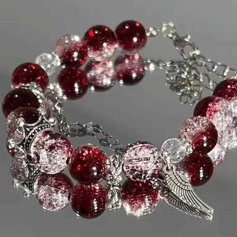 Creative Personalized Beaded Bracelet Red Crystal Feather Pendant Bracelet New Women Vintage Elastic Beaded Chain Accessories W251206