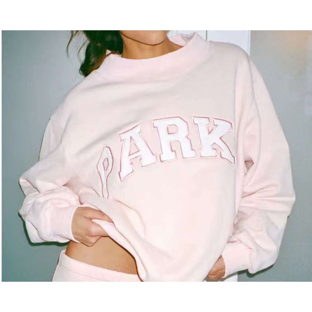 Parke Hoodie Designer Sweatshirt Womens Mockneck Sweatshirt Spring Autumn Outdoor Casual Hoodies Daily Outfit Woman Loose Fit Sweatshirts Graphic Hoodie 88B