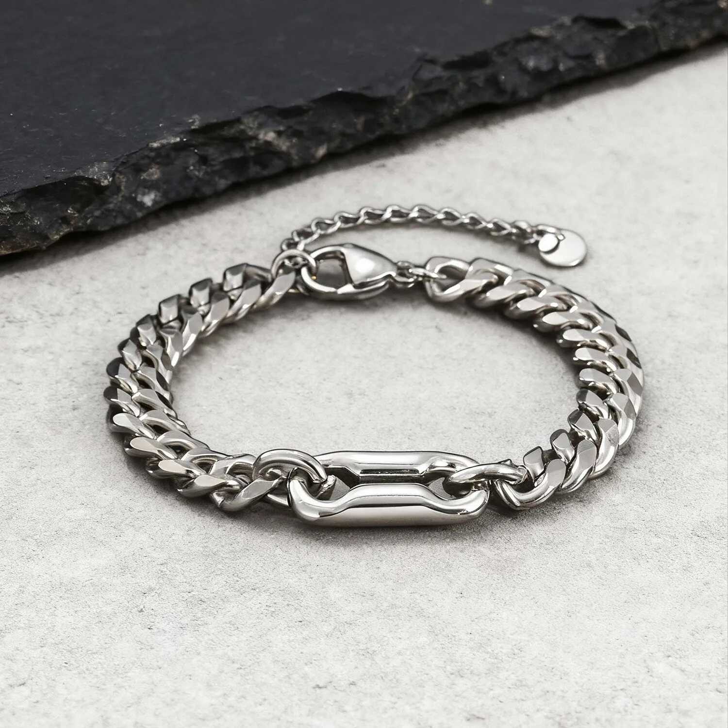 Stylish Charm Mens BraceletStainless Steel Cuban Chain WristbandKpop Hiphop Jewelry Gift W251206