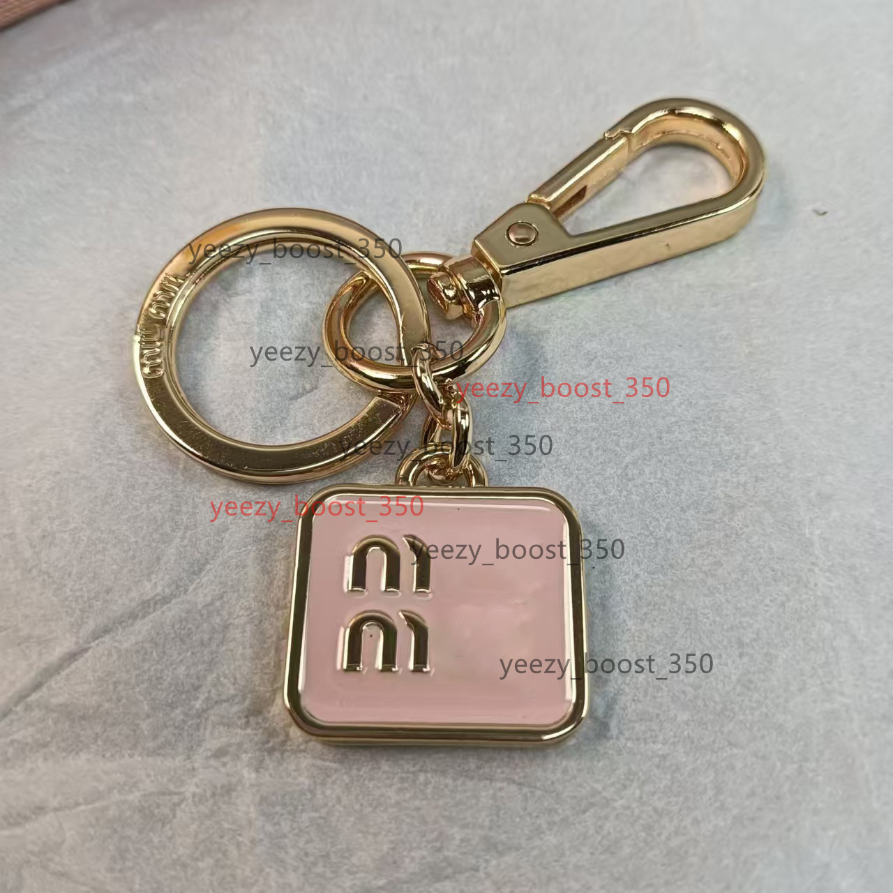 Alloy keychain Designer keychain Classic Letter key chain pendant keychain Bag Charm Stainless Steel Square Wallet decoration miumius mius mius mui miumiue muimuu