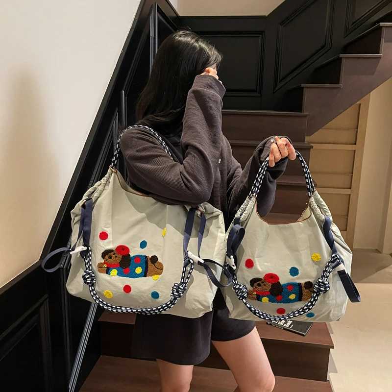 2025 New Summer Trendy Bags for Women Cute Cartoon Tote Bags Versatile Shoulder Bags Handbags Embroidered Cloth Bags for WomXJ251206