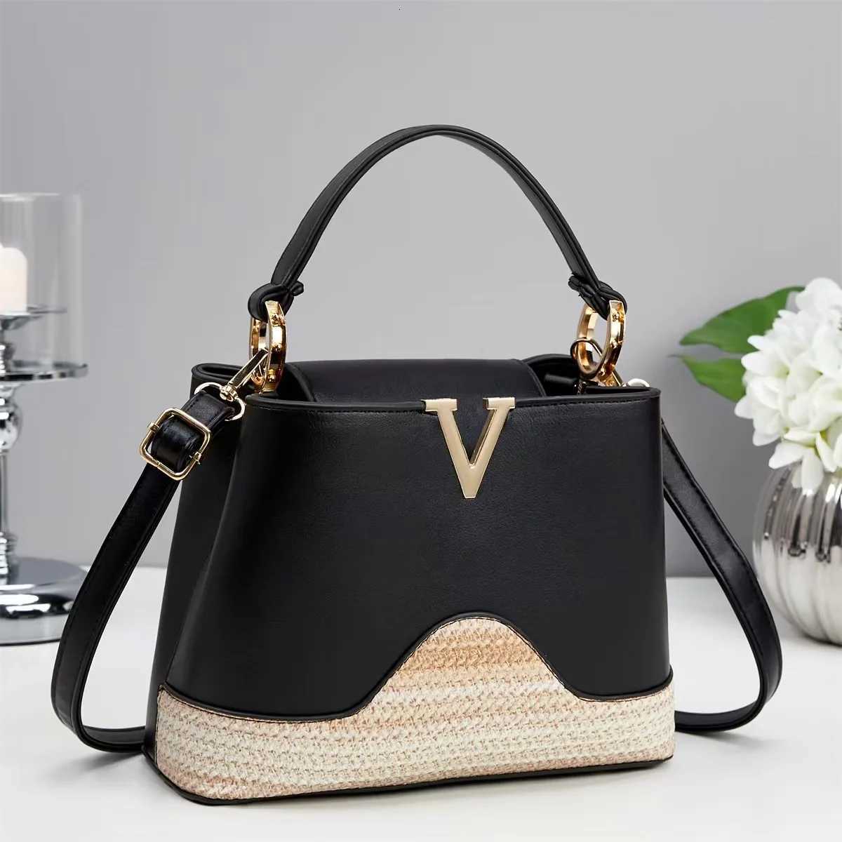 women shoulder Bag for 2025 luxury designer handbag women Handbags leather Printed monogram single shoulder straddle bagT251205