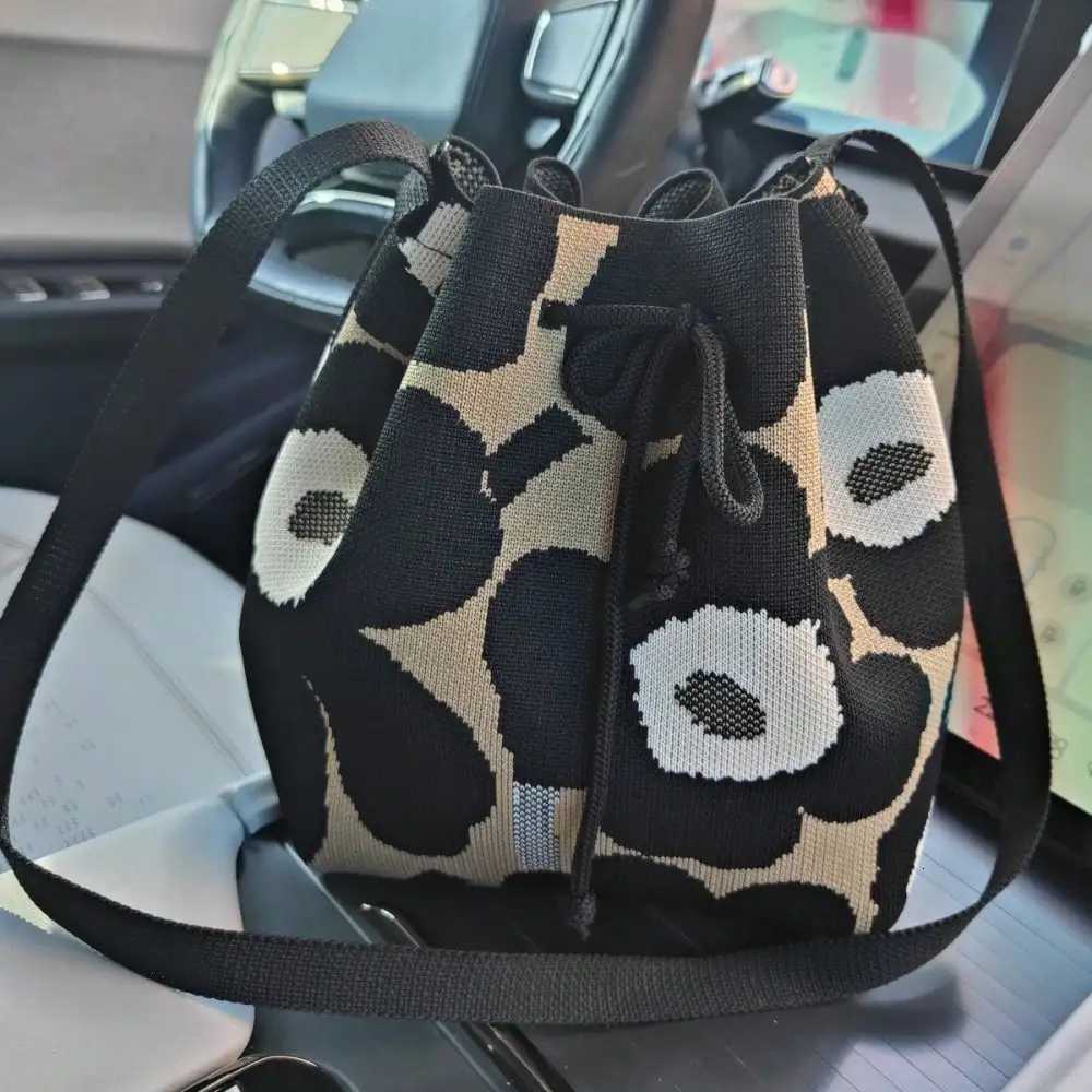 Womens Fashionable Flower Pattern Bucket Bag Casual Elegant Shoulder Bag Simple Drawstring Closure HandbagT251206