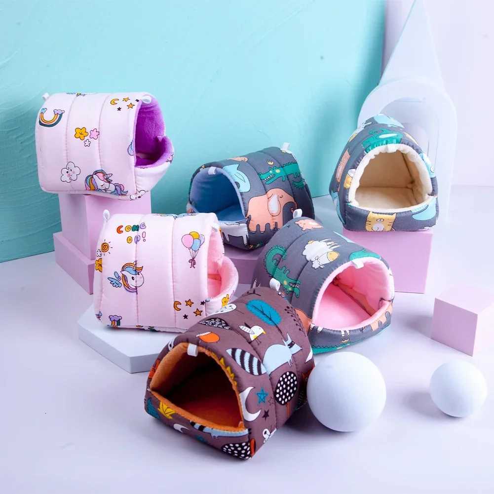 Cute Small Animal Sleeping Bed Rabbit Squirrel Guinea Pig Nest Hamster House Winter Colorful Mini Cage Comfortable Soft Warm Mat M251206