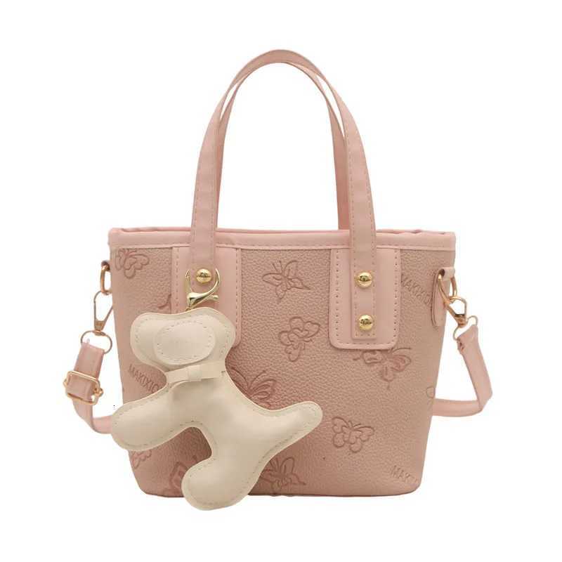 2025 New Summer Dog Accessories Fashion Shoulder Crossbody Bucket Bag Simple Commuter Small High Value Stylish HandbagT251206