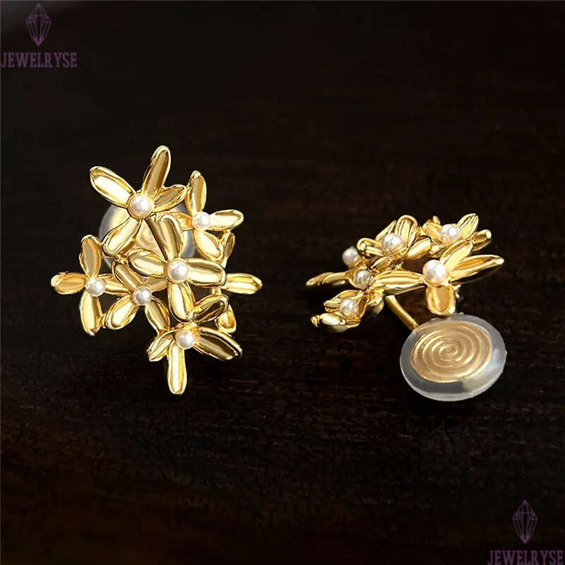 exquisite 18k gold flower stud earring designer for woman party fashion pearl earrings womens ear clip jewelry S925 silver needle daily outfit friend 