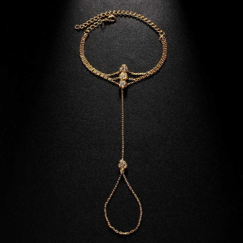 Fashion Multilayer Zircon Hand Chain Bracelets Link Ring for Her Stainless Steel Finger Bracelet Trendy Wedding Party Jewelry W251206