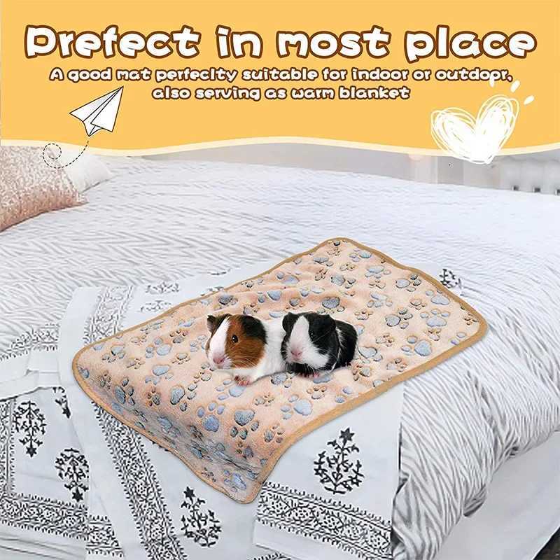 Hamster Guinea Pig Blanket Small Pet Items Soft Warm Bed Sleep Mat Flannel Fleece Pad for Rabbit Hedgehogs Conejos Accessories M251206