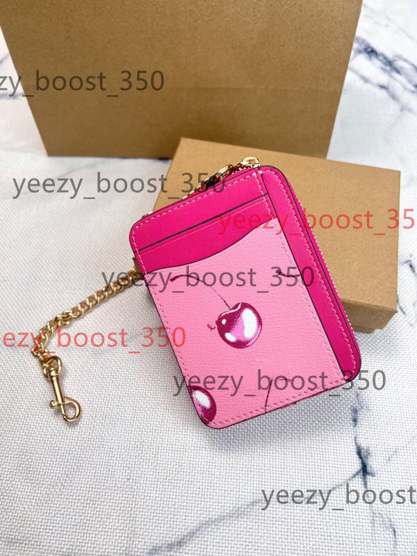 Designer Keychain For Women Bag Charm Keyring cherry Fashion Mens Key Chain Leather Wallet Keychains Luxury Mini Purse Bag Pendant Key Holder Coach coachkeychain