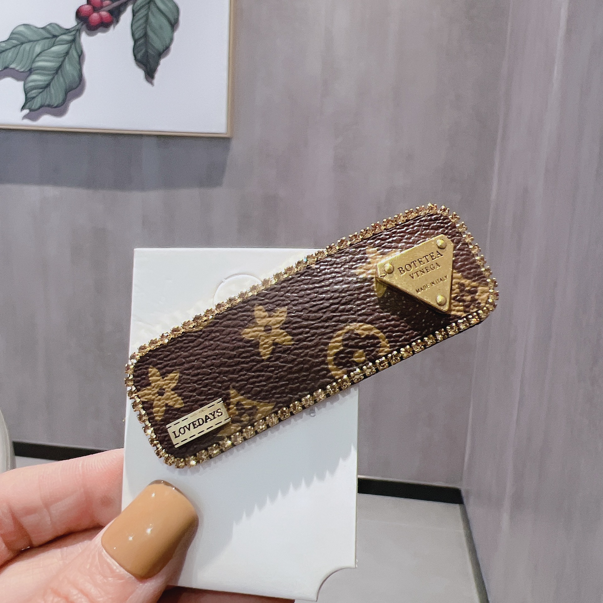 hot Free delivery designe hairpin Simple solid color women's hair clip for daily wear and commuting accessories