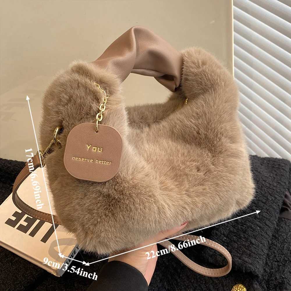 Fashionable Cute Plush Shoulder Bag for Womens Solid Color Soft Fluffy Handbag Autumn Winter Soft Plush Crossbody BagT251206