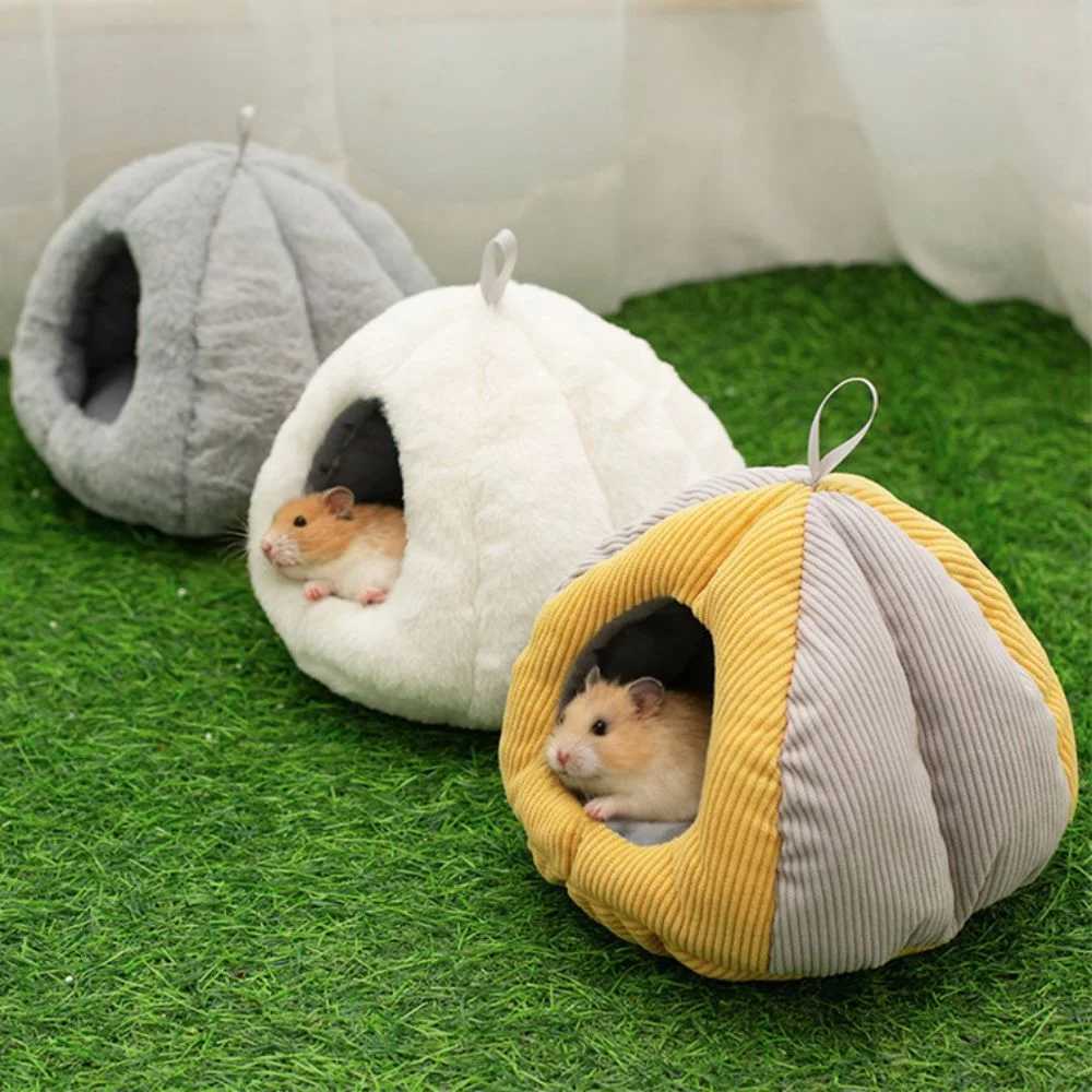 Pet Hanging Beds Warm Winter Hamster Cotton Nest Windproof Plush Rabbit Sleeping Nest Thickened Soft Mouse Bed House Bed Room M251206