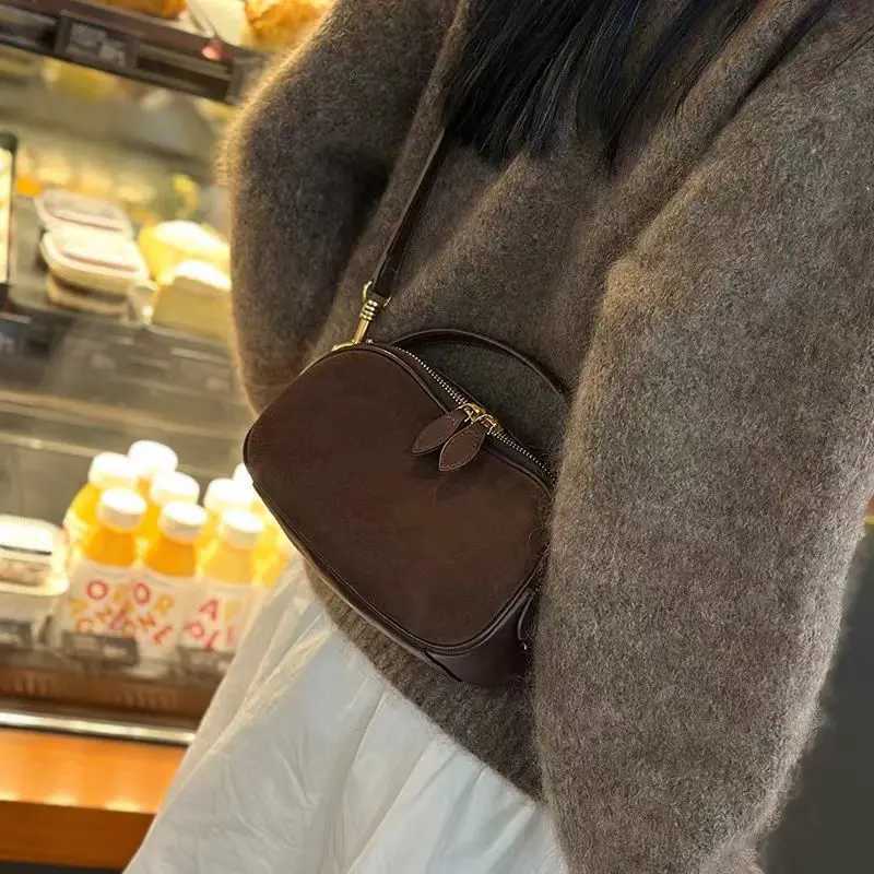 Womens Genuine Suede Cowhide Leather Shoulder Bag Soft Cow Versatile Ladies Crossbody Bag Trendy Luxury Female DesignerT251205