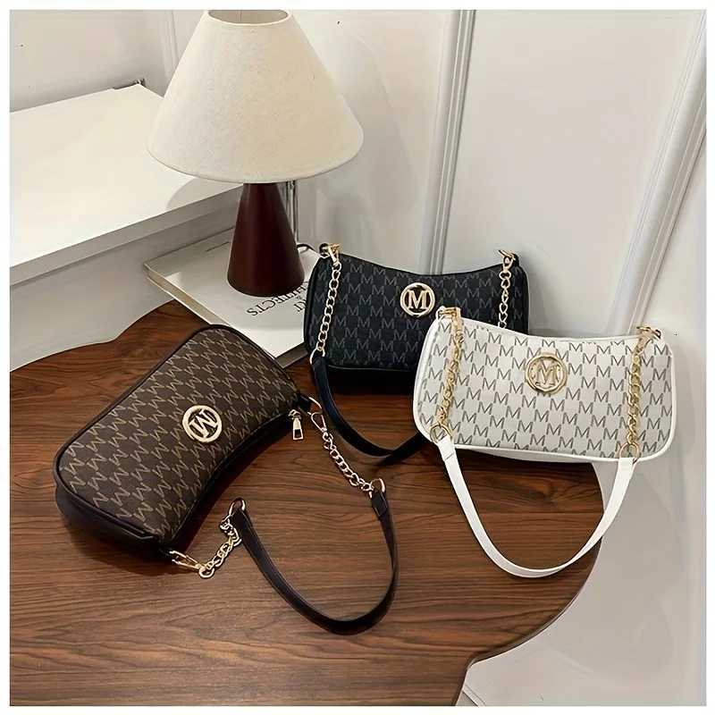 Vintage Underarm Bag for Teenager Letter Print Crossbody Small Square Bag with Chain Shoulder Handbag Adjustable Crossbody StrapT251205