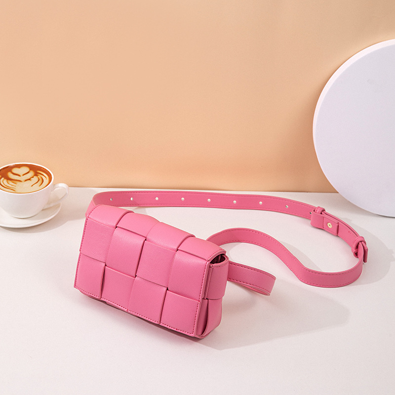 Free Shipping Elegant Women Shoulder Bag New Design Fashion Minimalist Quilted Woven Crossbody Bag and Waist Bag Multiple Colors Are Available