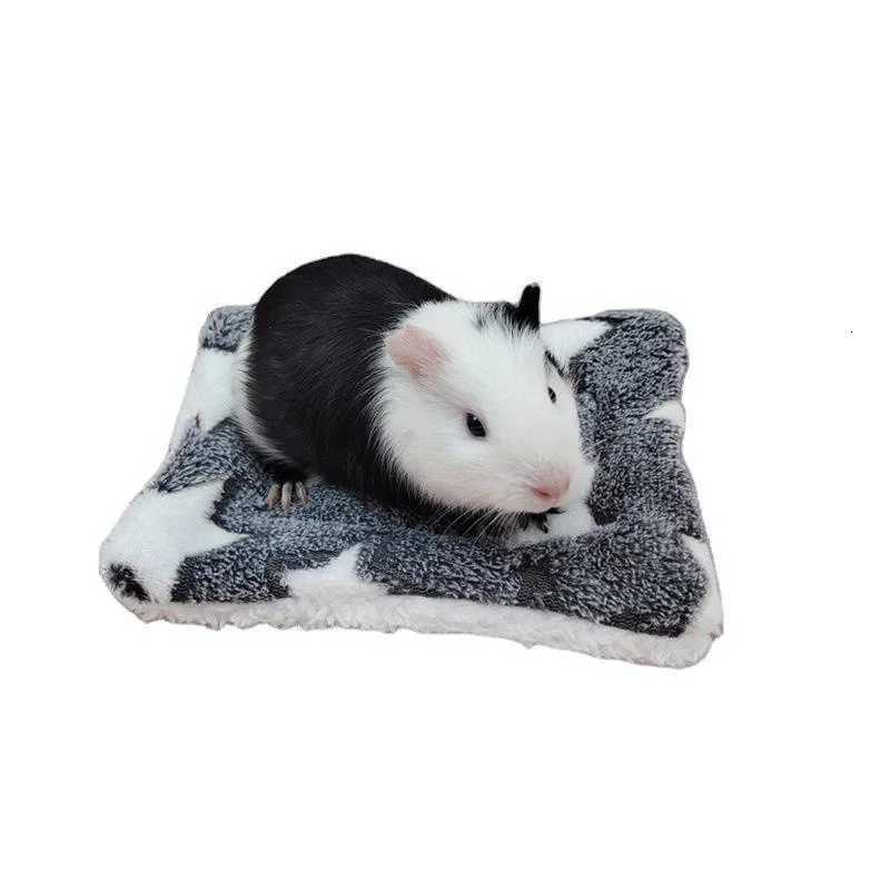 Guinea Pig Hamster Warm Mats Bed Hamster Sleep Pad Squirrel Hedgehog Soft Cushion Rabbit Chinchilla Bed Mat House Nest M251206