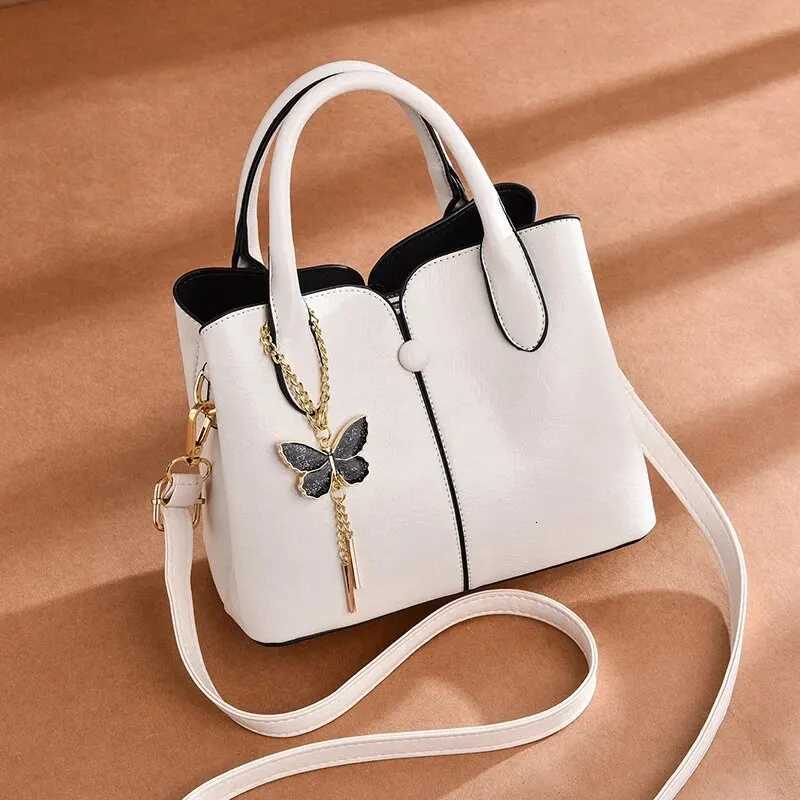 Womens Fashion Tote Hand Bag Zipper Shoulder Bag With Butterfly Decor Small Bucket PurseT251205