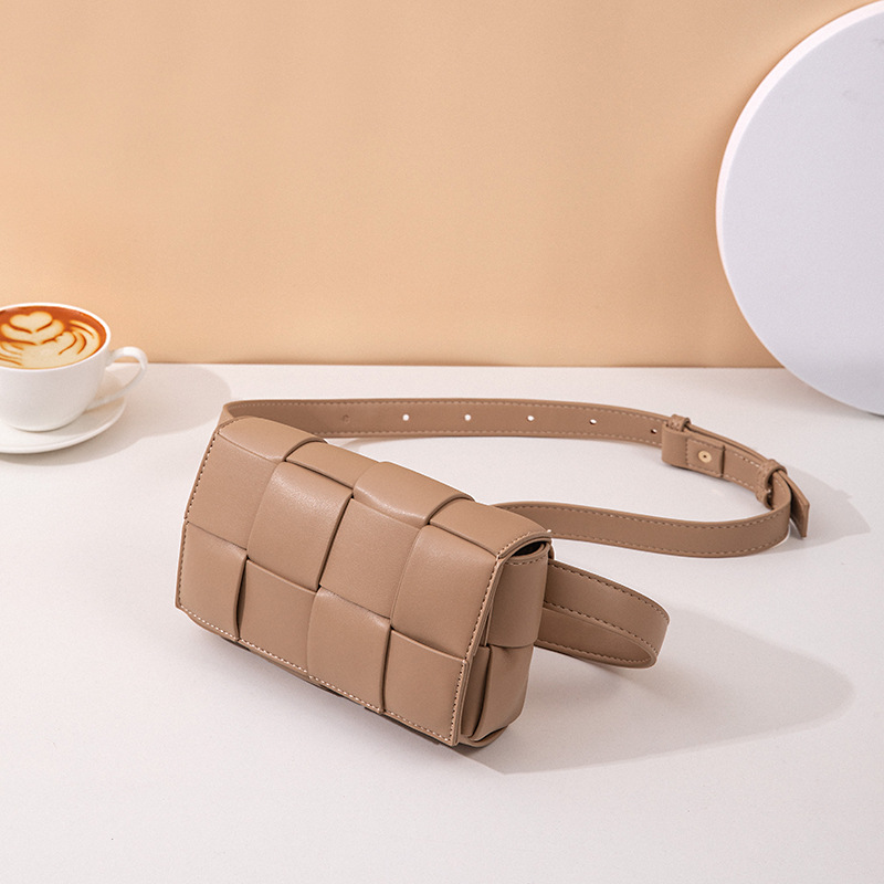 Free Shipping Elegant Women Shoulder Bag New Design Fashion Minimalist Quilted Woven Crossbody Bag and Waist Bag Multiple Colors Are Available