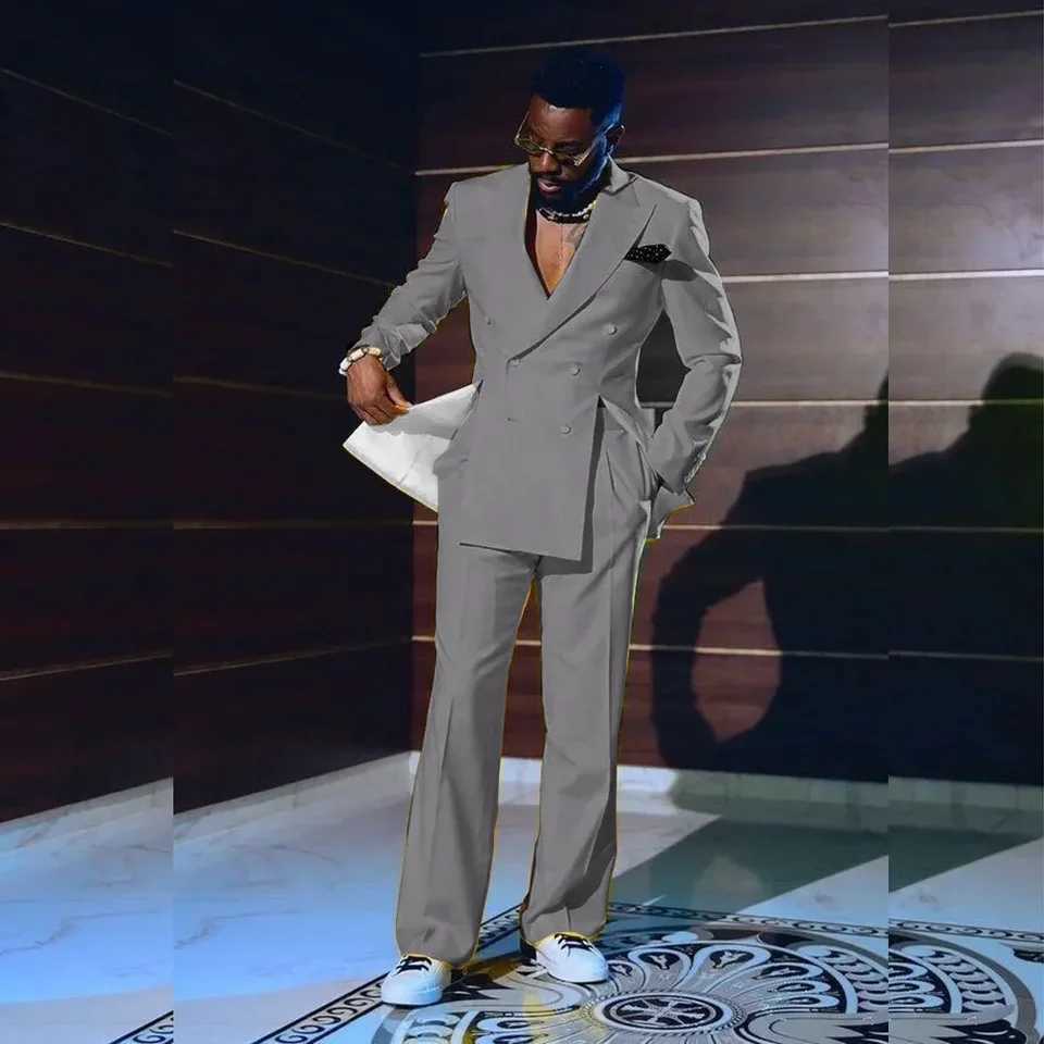 Elegant mens suit Solid color double breasted peAKed lapel 2-piece jaCKet pants full custom dress M260313