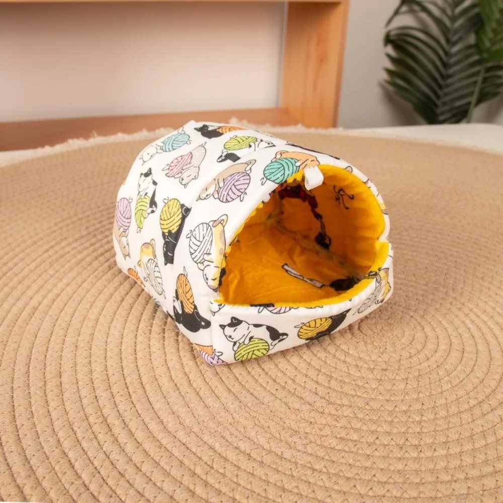 Cute Cartoon Hamster House Mini Cage Guinea Pig Nest Small Animal Mice Rat Pet Bed Bird Winter Warm Soft Mat Hamster Accessories M251206
