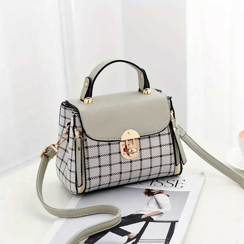 Plaid Pattern Handbag Womens Buckle Decor Flap Purse Fashion PU Leather Crossbody BagT251205