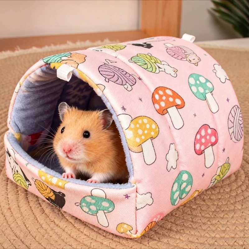 Winter Small Animal Sleeping Bed Soft Rabbit Squirrel Comfortable Guinea Pig Nest Warm Mat Hamster House Guinea Pig Cage M251206
