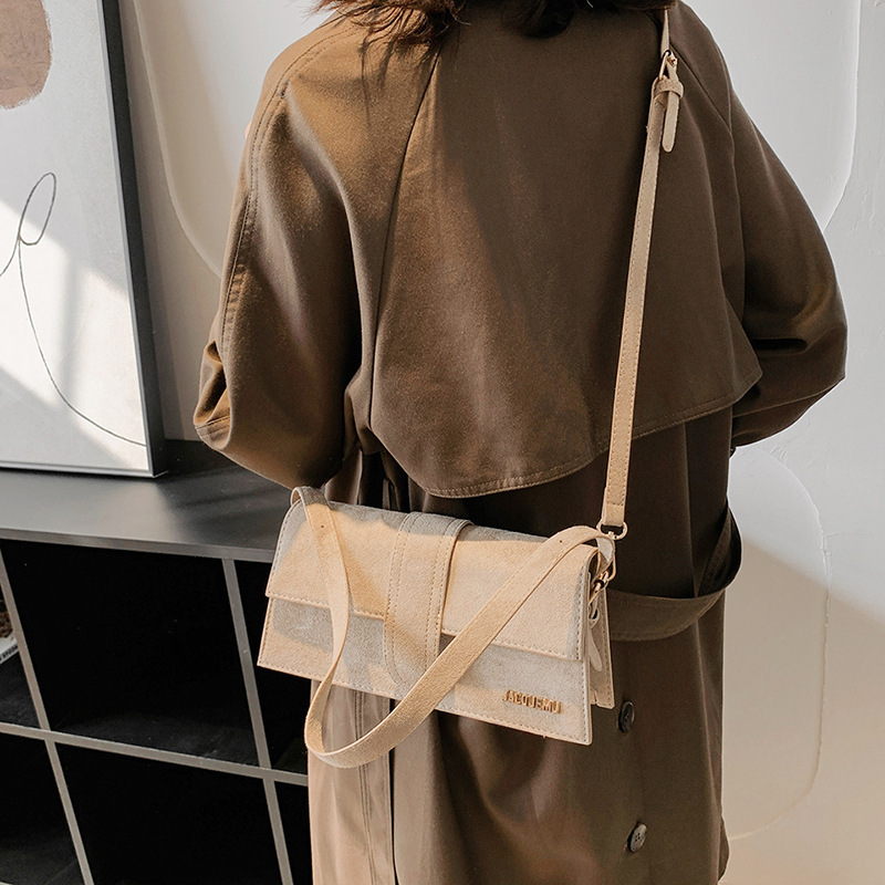 Luxury Bag Women's 2025 New Trendy Matte Finish Crescent Bag with Solid Color Letter Design -Versatile Crossbody Shoulder Purse