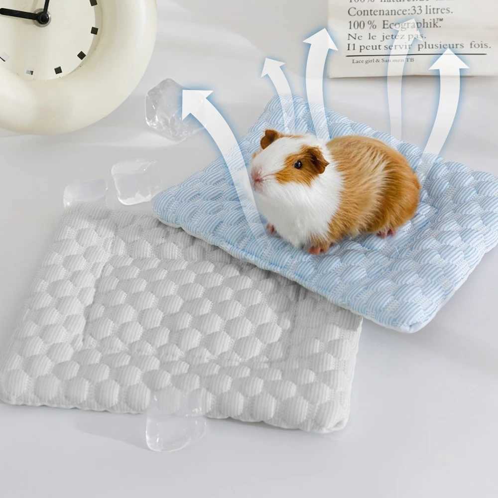 1 PC Summer Cooling Pet Mat Soft Breathable Self-Cooling Blanket Mat for Small Animal Hamster Guinea Pigs Chinchillas Rat Rabbit M251206