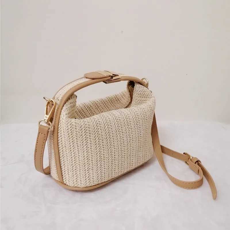 Straw Crossbody Bag For Women Fashion Bohemian Small Knitting Summer Purse And Handbag Ladies Casual Vacation Bucket Beach BagsT251206