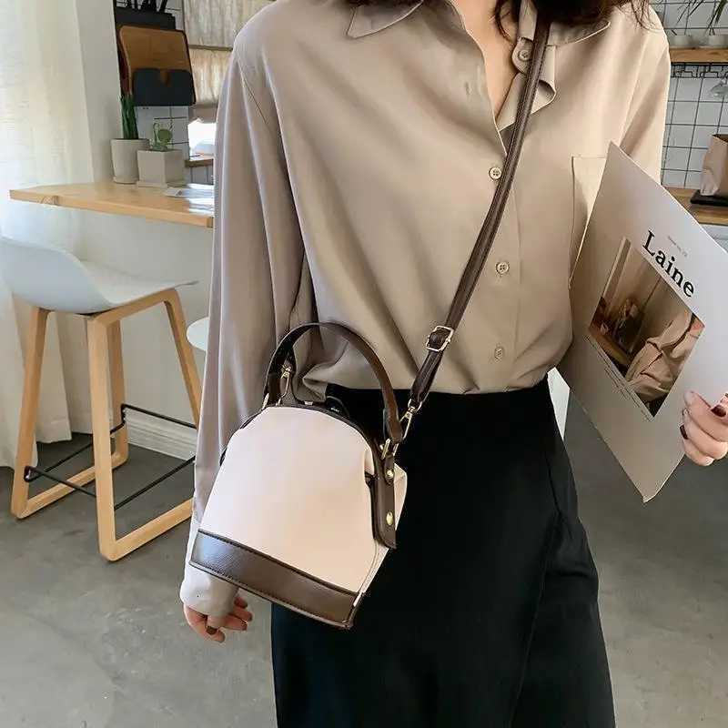 Autumn Winter Network Red One Shoulder Womens Bag New Fashion Crossbody Versatile Ins Texture Bucket Bag Shoulder BagsT251206