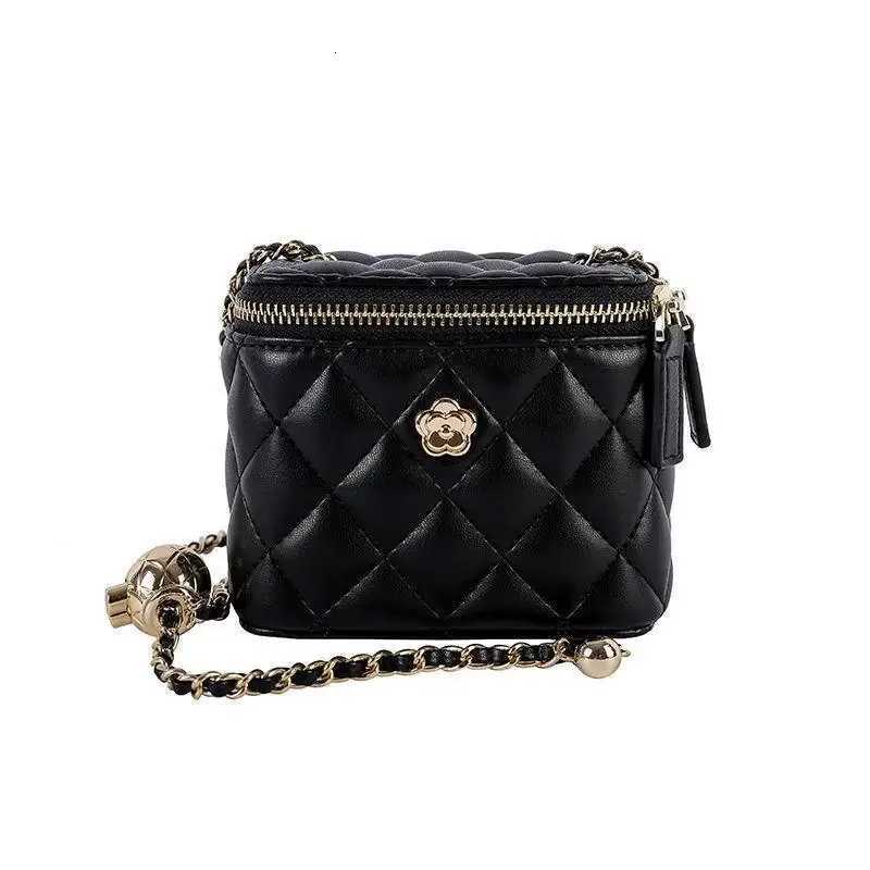 Womens Shoulder Bags Cylinder PU Leather Bucket Ladies Crossbody Bag Casual Chain Handbags Purse for Summer Travel ShoppingT251206