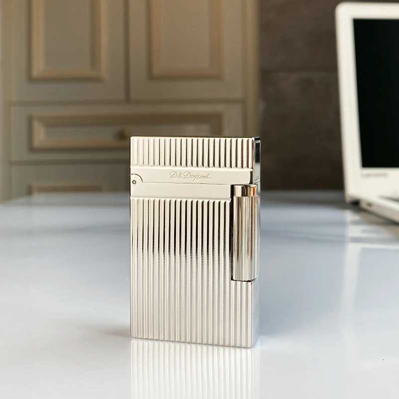 Windproof Lighter with Bright Sound for Men Retro Cigarette Gift Brass Shell New H251206