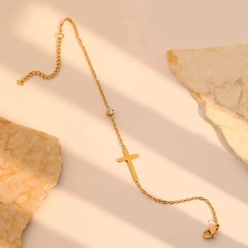 Stainless Steel Gold Color Cross Chain Bracelet for Women Shiny CZ Zircon Charm Hand Bracelet Wedding Jewelry Gift W251206