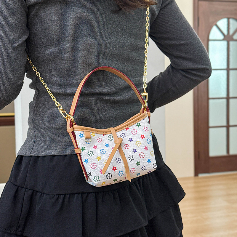 Fashionable and Versatile Women Mini Bag New Design with Premium Print Handheld Retro Chic Shoulder Bag Crossbody Bag