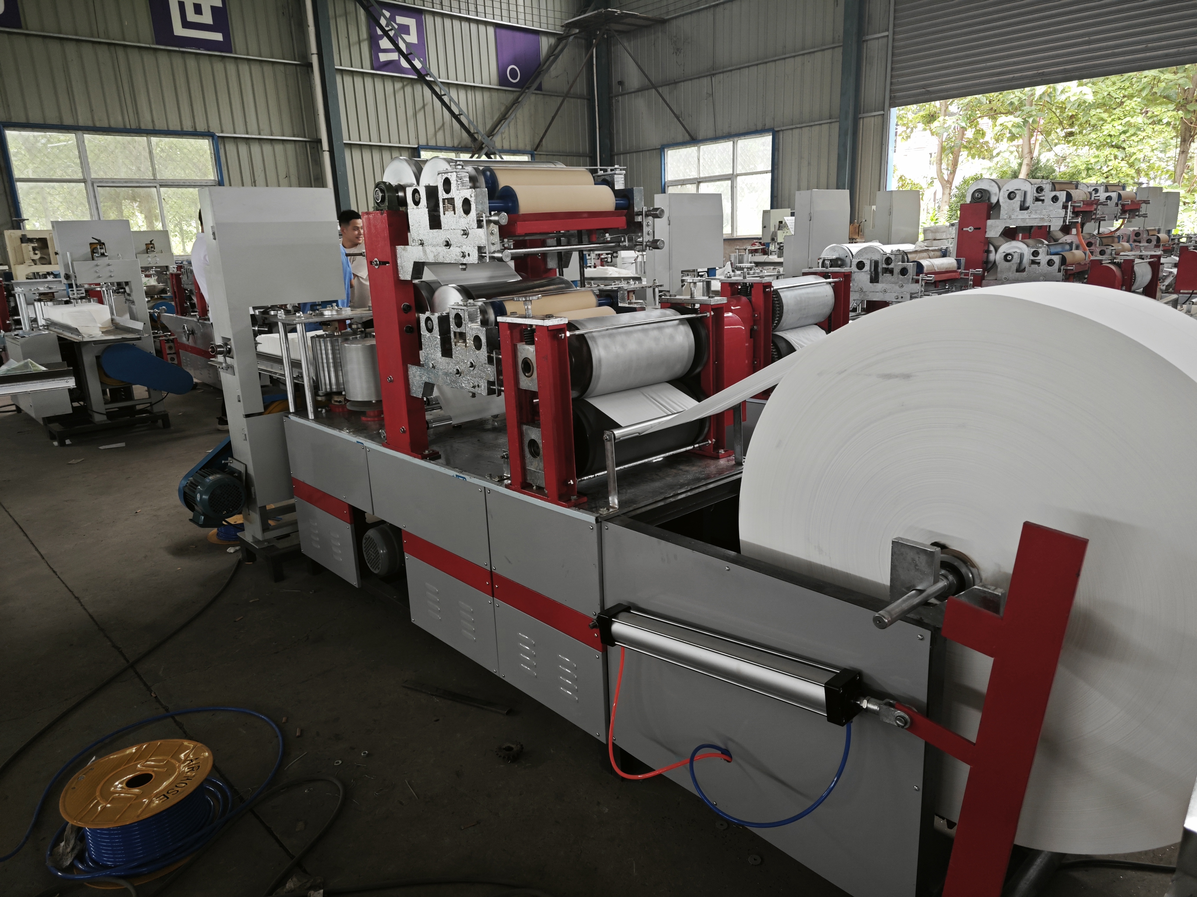 Advanced Napkin Folding Machine for Efficient Napkin Preparation in Restaurants and Events