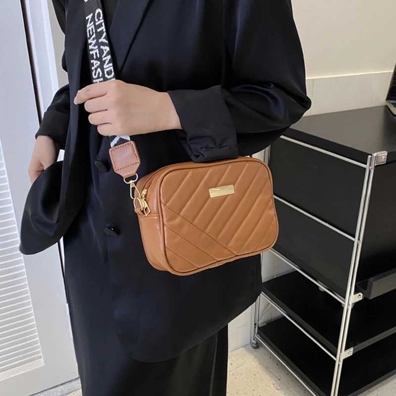 Women Embroidery Small PU Leather Crossbody Bags Fashion Causal Solid Color Shoulder BagT251205