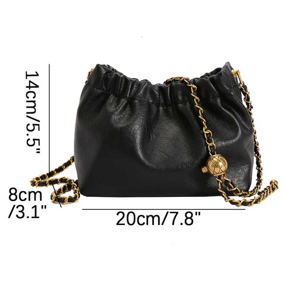 Womens chain shoulder bag PU leather crossbody bag handbag all casual pleated vagabonds bag womens fashion purseT251206