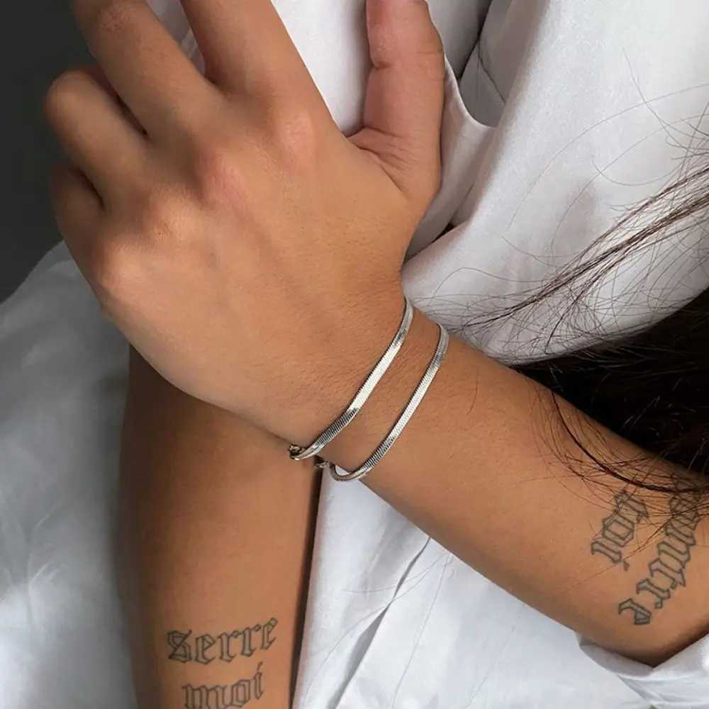 eManco Fashion Fine Jewelry Flat Snake Chain Bracelet Original Niche Design Stainless Steel Adjustable Accessories Factory Outle W251206