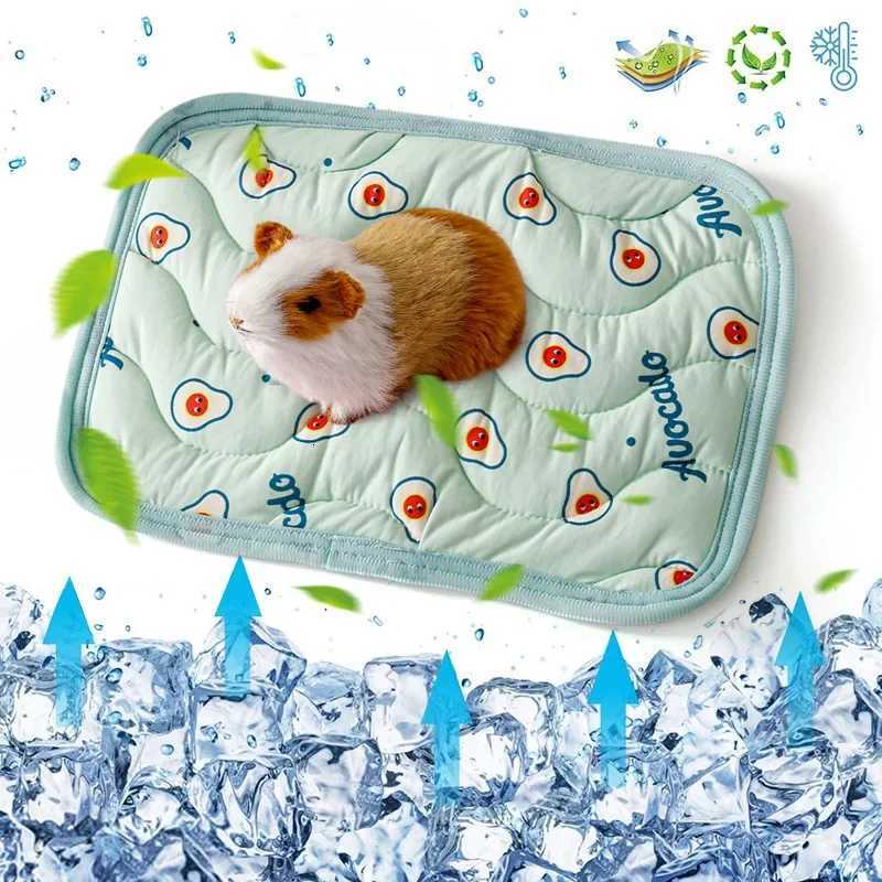 Small Pet Cooler Mat Summer Ice Silk Cool Feeling Pet Mat Hamster Kennel Mat Guinea Pig Chinchilla Rabbit Small Pet Cooling Mat M251206