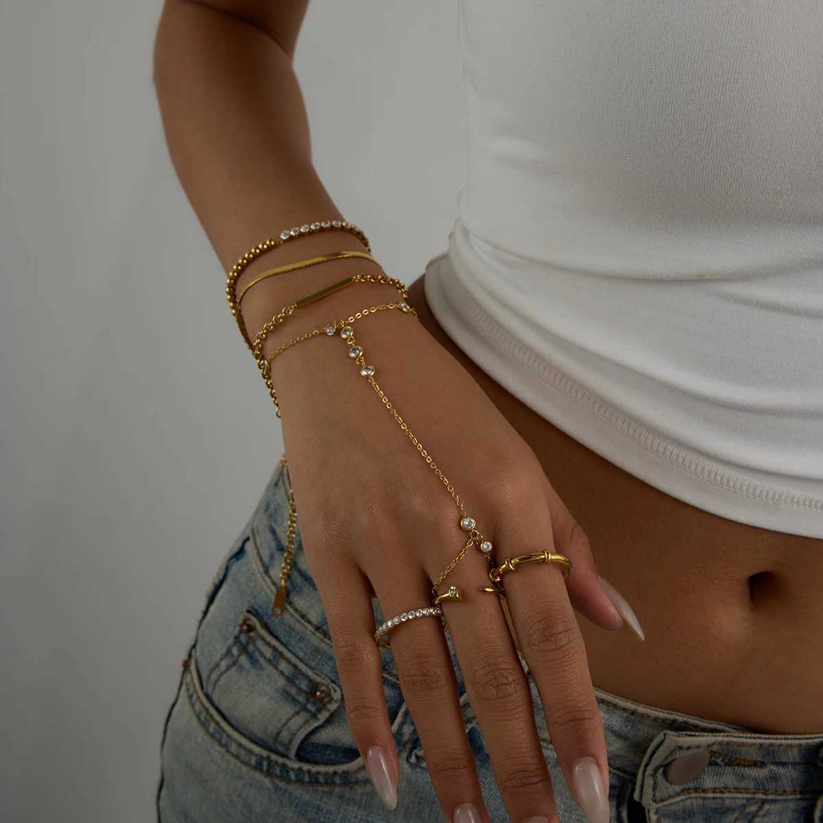 Uworld Fashion 18K Gold Color Stainless Steel Zircon Finger Bracelet Stackable Ring Bracelet Womens Accessories Party Gift W251206