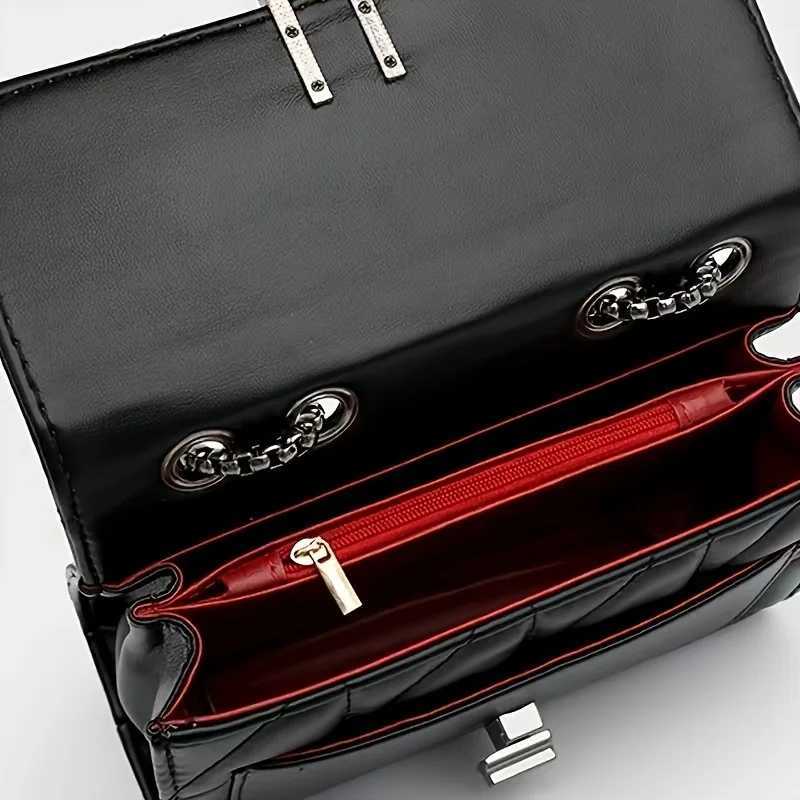 Elegant Black Faux Leather Shoulder Bag with Chain Strap - Light Luxury Plaid Pattern Turn-lock Closure Synthetic LiningT251206