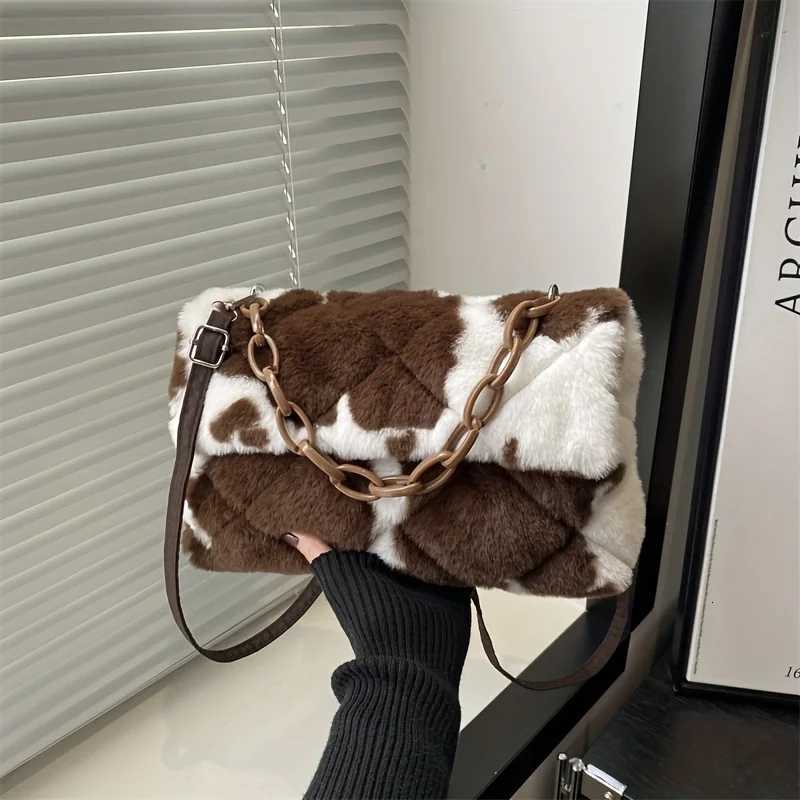 Korean-style ladies handbag autumn and winter plush crossbody bag fashionable leopard print handbag birthday giftT251206